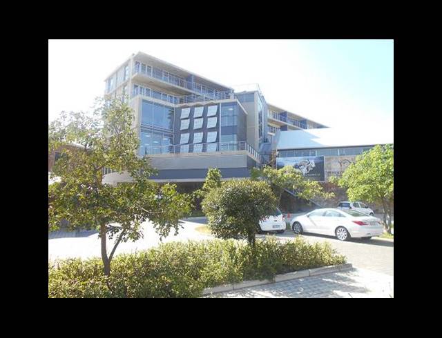 2 BEDROOM APARTMENT FOR SALE IN POINT WATERFRONT